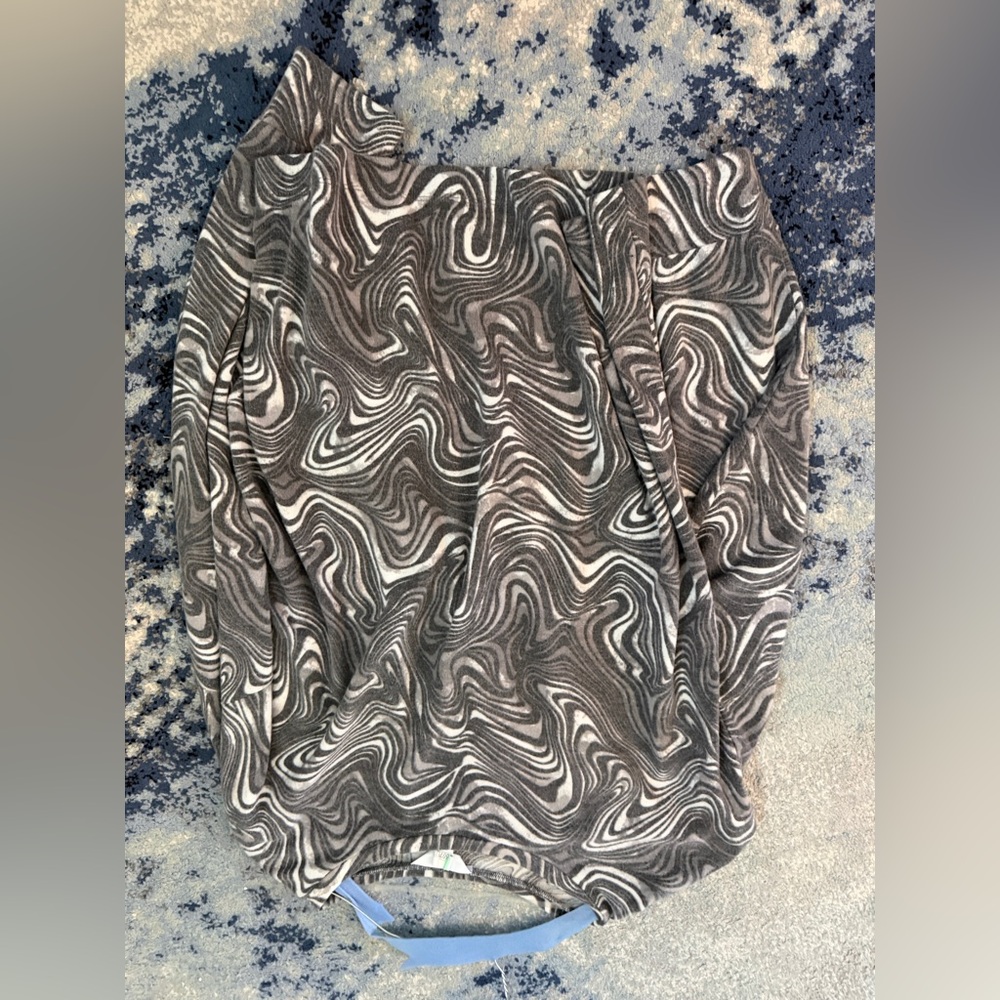 Swirl Patterned Skirt